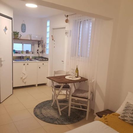 Ferienwohnung כרמונ'ס פטיו - Carmona'S Patio Eilat Exterior foto