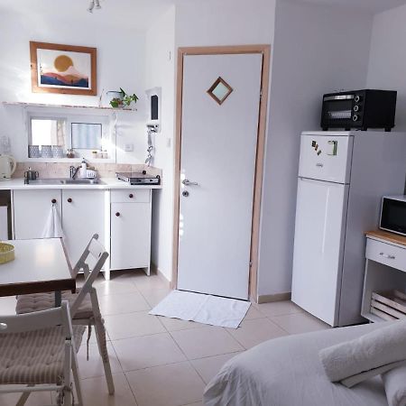 Ferienwohnung כרמונ'ס פטיו - Carmona'S Patio Eilat Zimmer foto