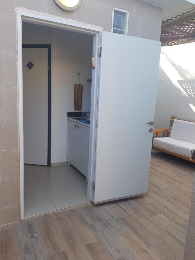 Ferienwohnung כרמונ'ס פטיו - Carmona'S Patio Eilat Exterior foto